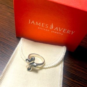 Ribbon cross ring James Avery size 5